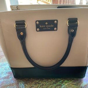 Kate spade medium tote, EUC